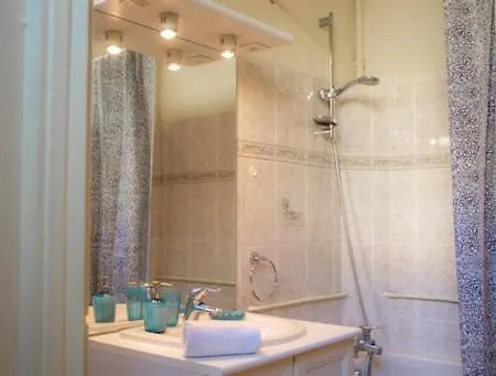 Cosy Hyper Centre Balcon Wifi Aix-les-Bains